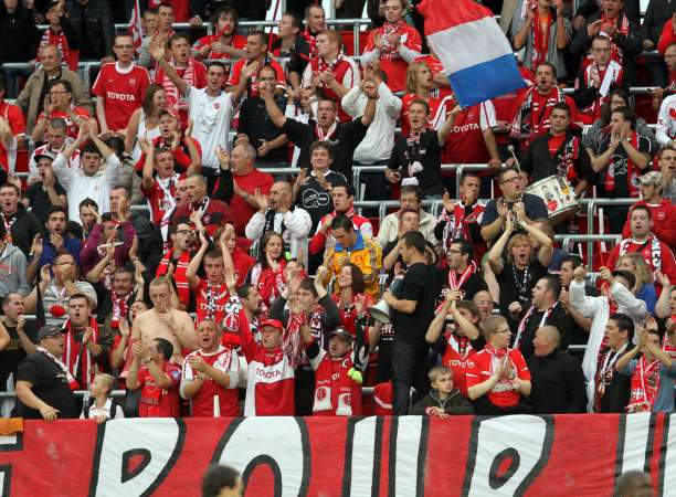 Unbottle Yourself & So Foot présentent « SO UNBOTTLE »