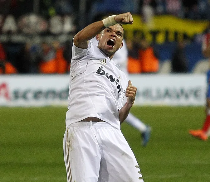 Schuster défend Pepe