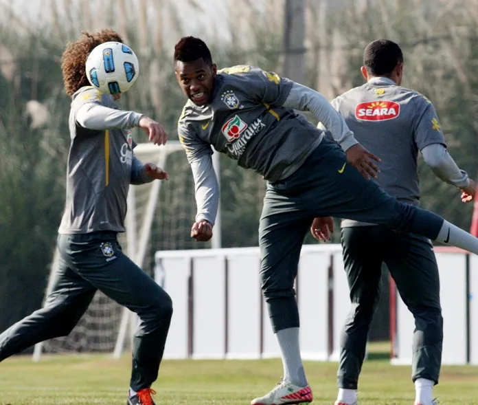 Echange Robinho-Ganso ?