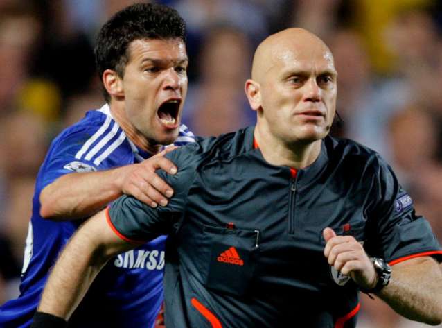 Tom Ovrebo reçoit des menaces de mort