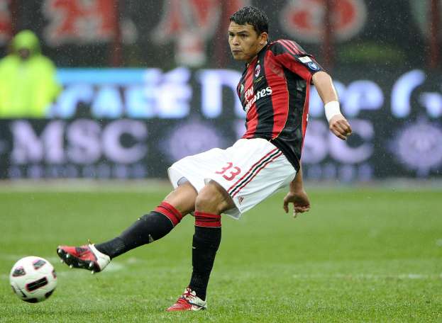 Thiago Silva absent contre Barcelone ?