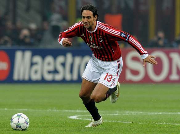 Nesta suivi par la Juve ?