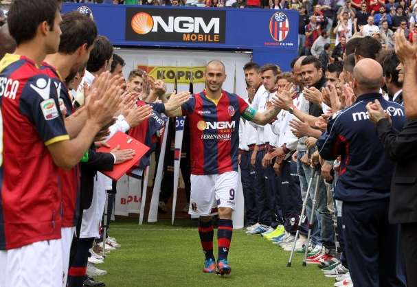 Photo : Les adieux de Di Vaio à Bologne