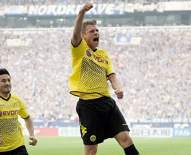 Mourinho lorgne sur Piszczek