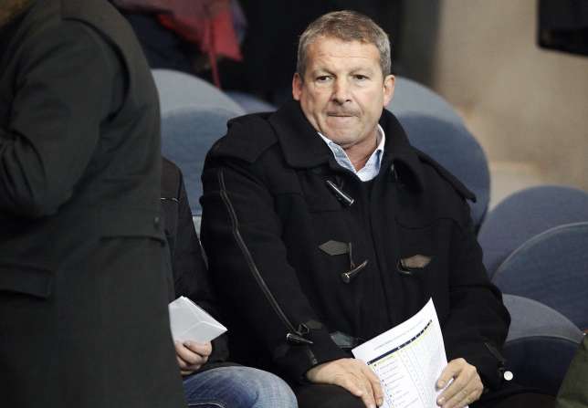 Courbis lâche déjà Sion