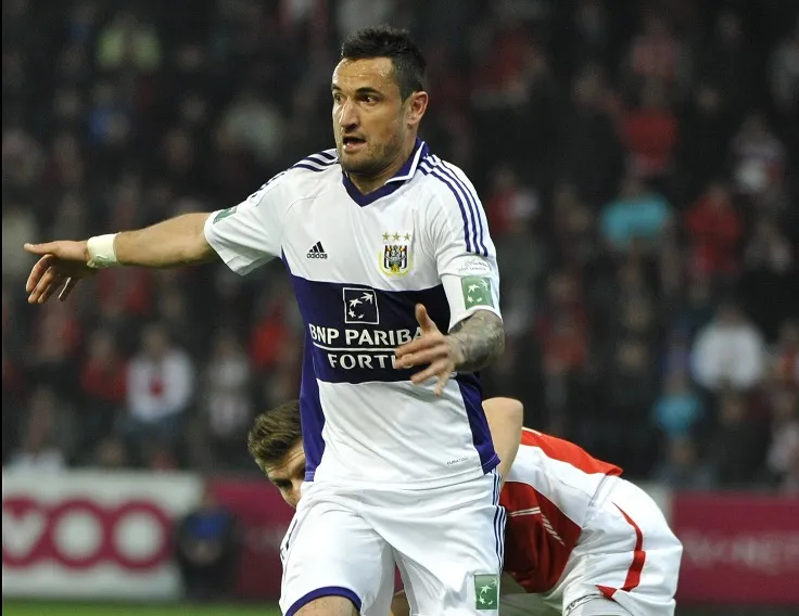 Wasilewski en veut toujours à Witsel