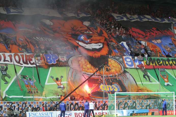 Photo : Le tifo des 20 ans de la Butte Paillade