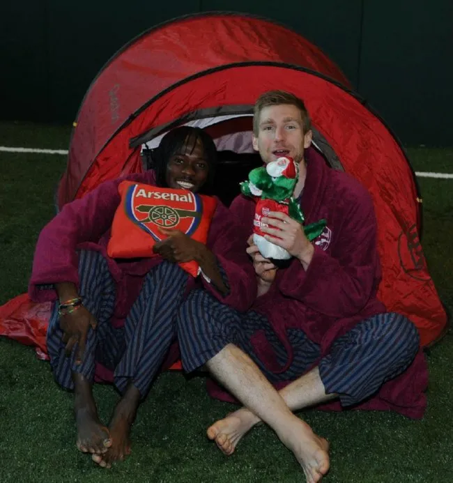 Photo : Pyjama Party à Arsenal