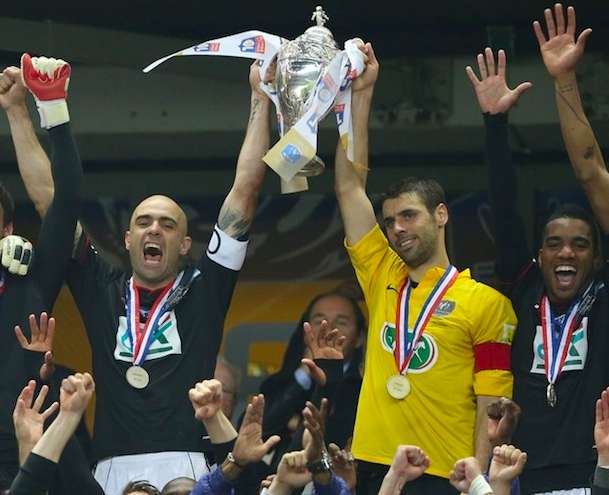 Photo : Quevilly soulève la coupe