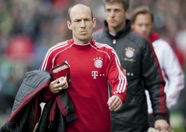 Robben n’a pas encore prolongé