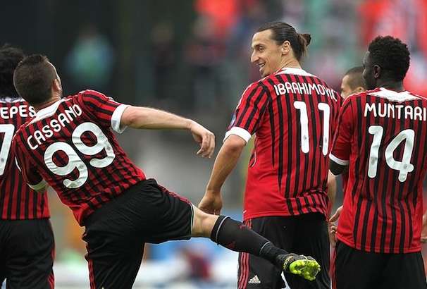 Photo : Le lowkick de Cassano à Zlatan