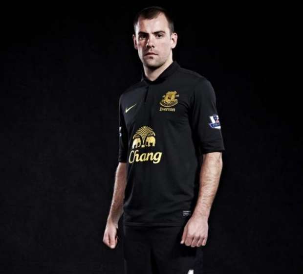 Photo : le nouveau maillot extérieur d&rsquo;Everton