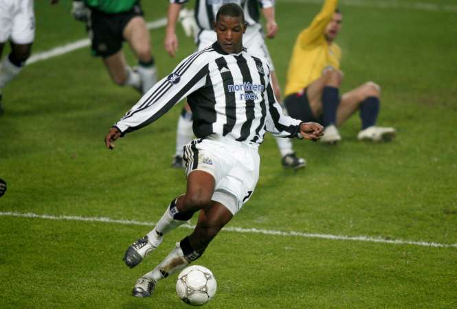 Titus Bramble relaxé