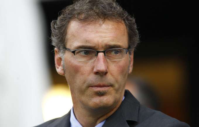 Blanc règlemente l&rsquo;utilisation de Twitter