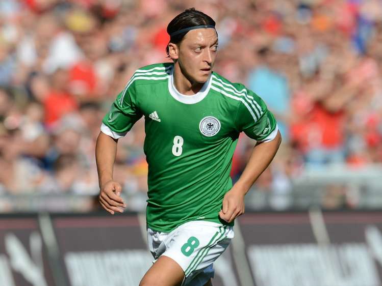 Mesut Özil, l’art de la simplicité