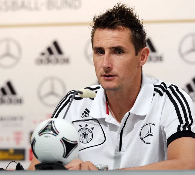 Klose joker de luxe au Barça ?
