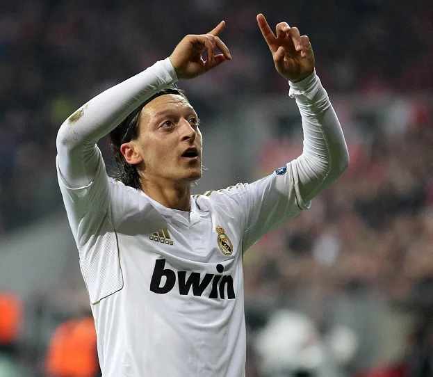 Özil : «<span style="font-size:50%">&nbsp;</span>Ma meilleure saison<span style="font-size:50%">&nbsp;</span>»