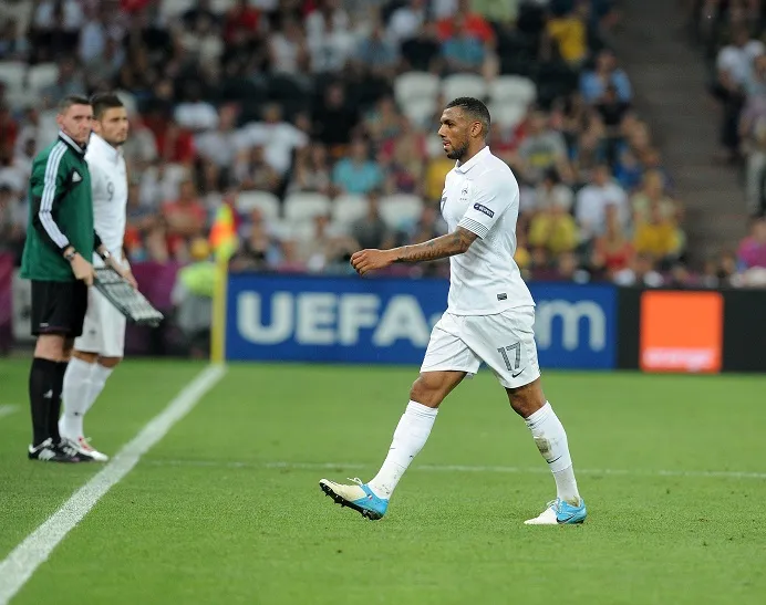 M&rsquo;Vila revient sur sa sortie