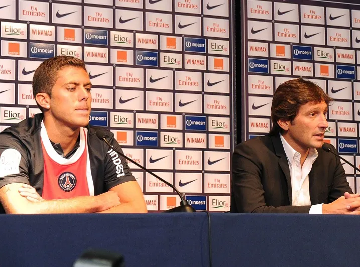 Leonardo remet Ménez en place