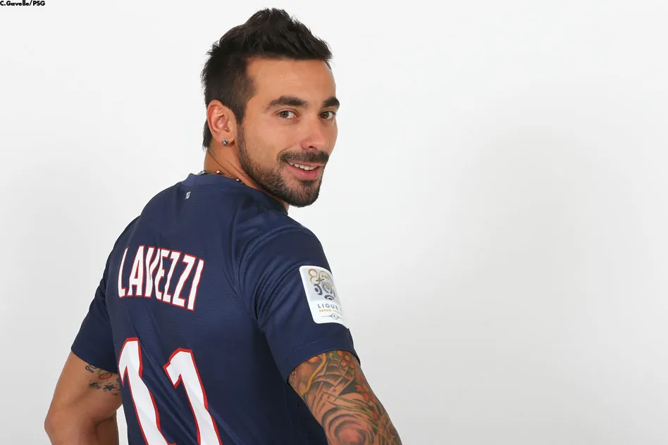 Photo : Lavezzi avec son maillot