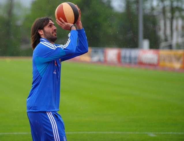 Samaras, l’esprit d’équipe