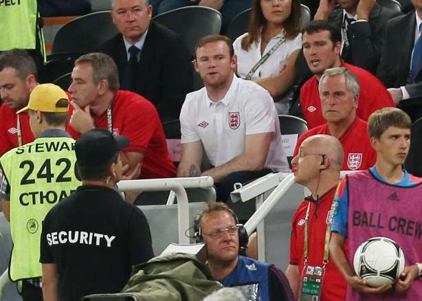 Keane : «<span style="font-size:50%">&nbsp;</span>Laisser Rooney sur le banc<span style="font-size:50%">&nbsp;</span>»