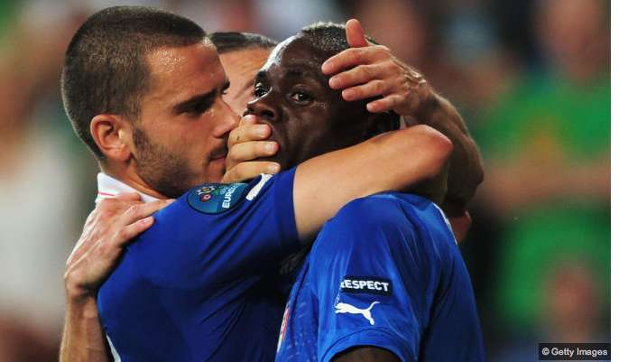 Photo : La célébration censurée de Balotelli