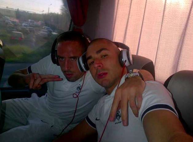 Photo : Benzema et Ribéry avant France-Suède