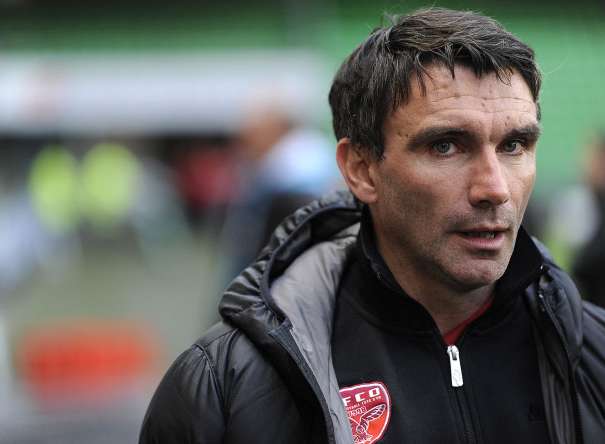 Carteron file au Mali