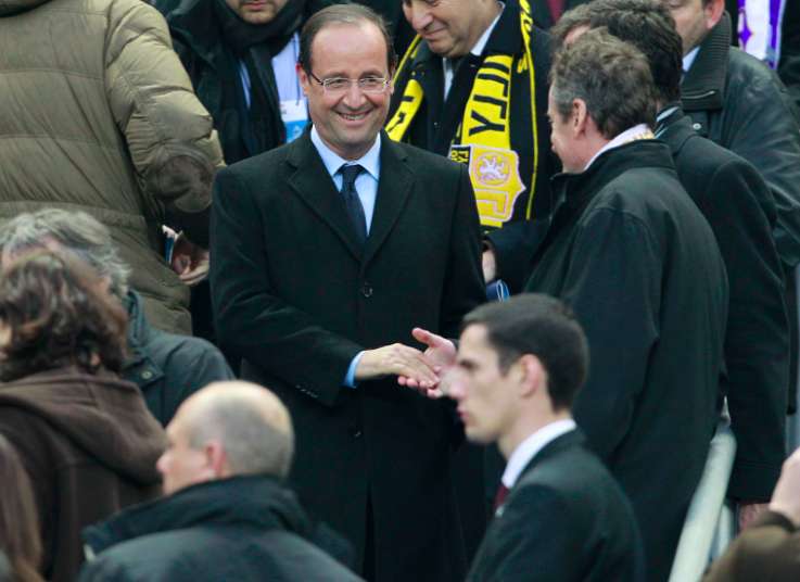 Salaire des footballeurs : Hollande passe à droite ?