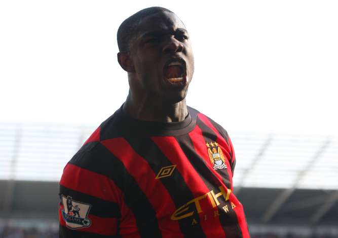 Le Real sur Micah Richards