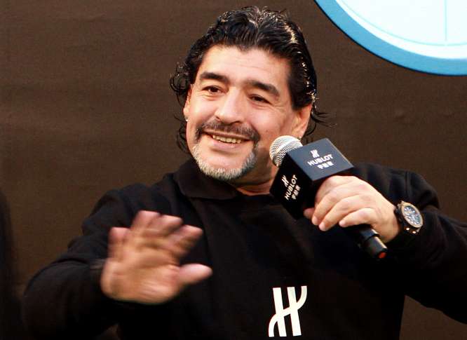 Maradona se fait Riquelme