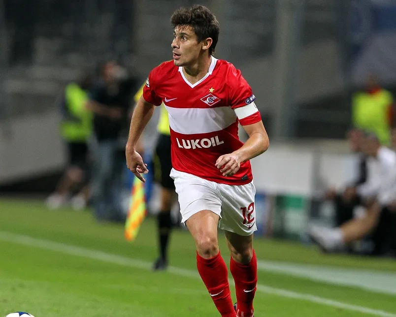 Alex quitte les Corinthians pour le Qatar