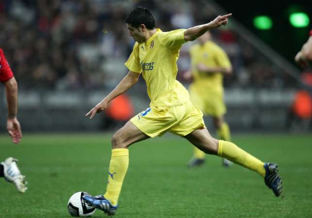 Riquelme en D2 argentine ?