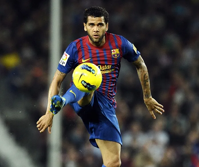 Alves fait sa pleureuse