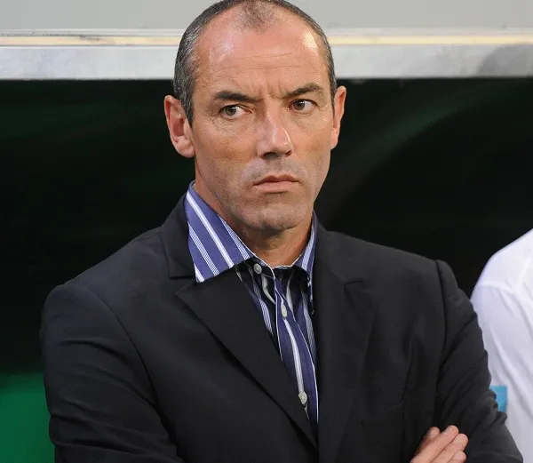 Oman banni, Le Guen libre ?