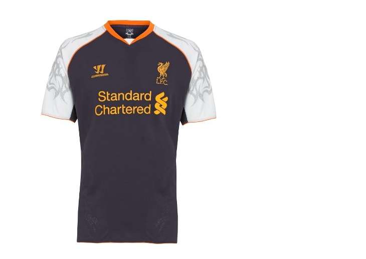 Photo : L&rsquo;étrange maillot de Liverpool