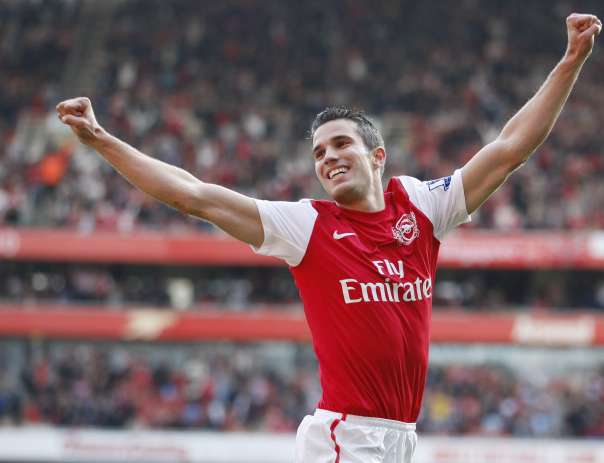 Touré fait la cour à Van Persie