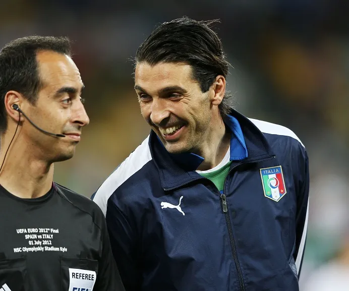 Buffon rachète le club de sa ville