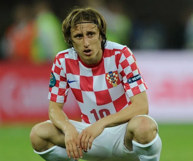 Paris avance sur Modrić et Damião