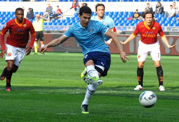 Hernanes rentre en stop