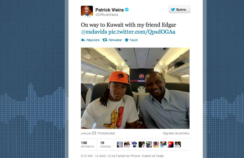 Photo: Davids et Vieira en route pour le Koweït