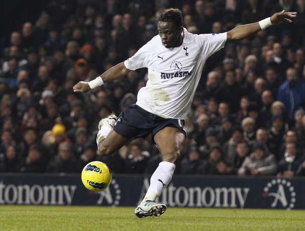 Saha va discuter avec Sunderland