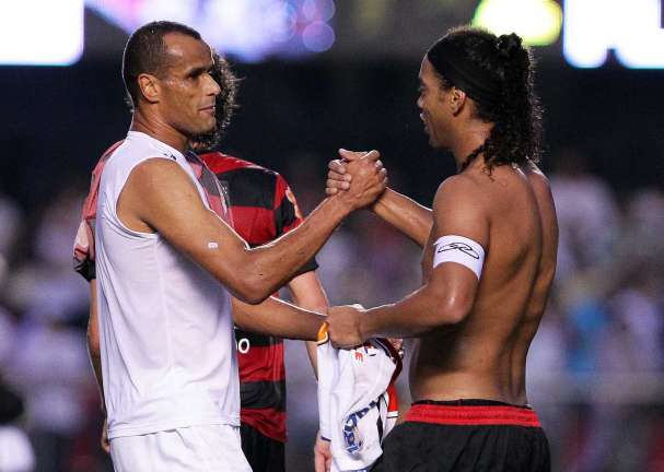 Silence, un ballon dort