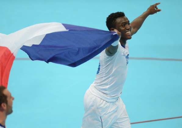 Abalo : «Les footballeurs ont plus de pression»