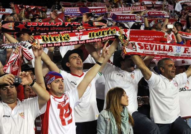 Malaga et Séville tiennent leur rang