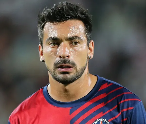 Trois matches de suspension pour Lavezzi