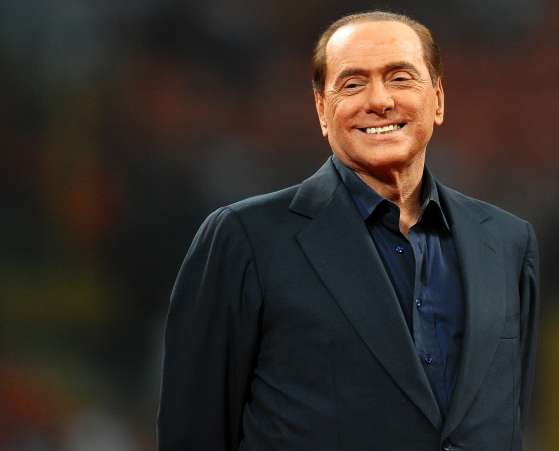 Berlusconi justifie ses choix, et rêve du Barça