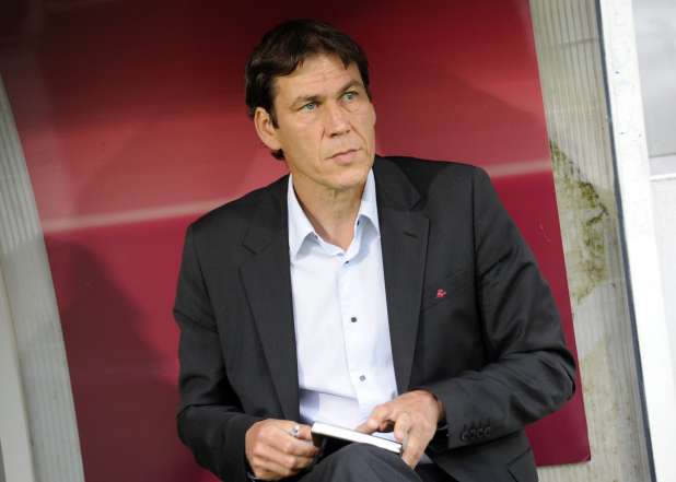 Garcia heureux de conserver Debuchy