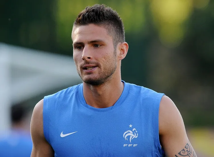 Giroud forfait, Sakho et Yanga titulaires